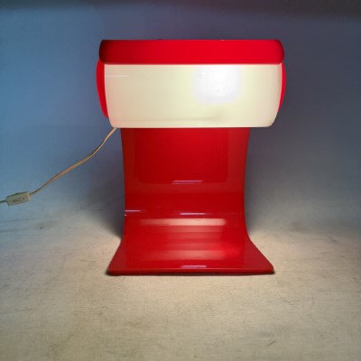 �e�[�u�����C�g DStorage