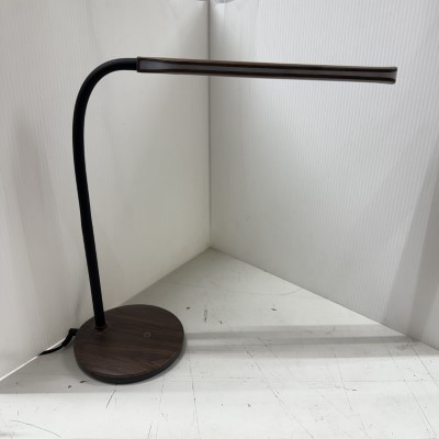 �e�[�u�����C�g DStorage