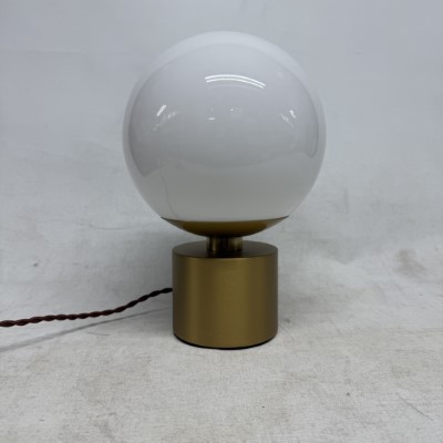 �e�[�u�����C�g DStorage