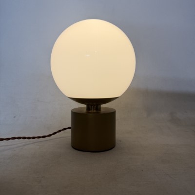 �e�[�u�����C�g DStorage