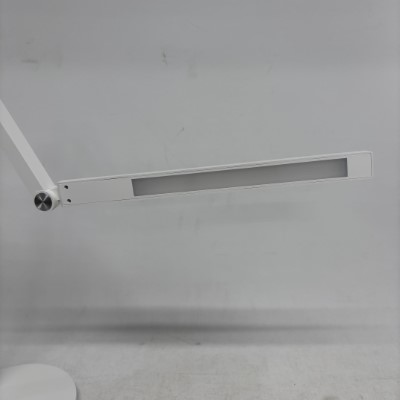 �e�[�u�����C�g DStorage