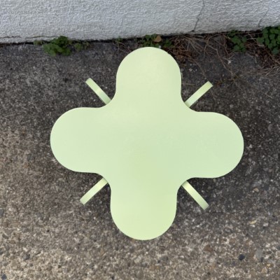 �T�C�h�e�[�u�� DStorage